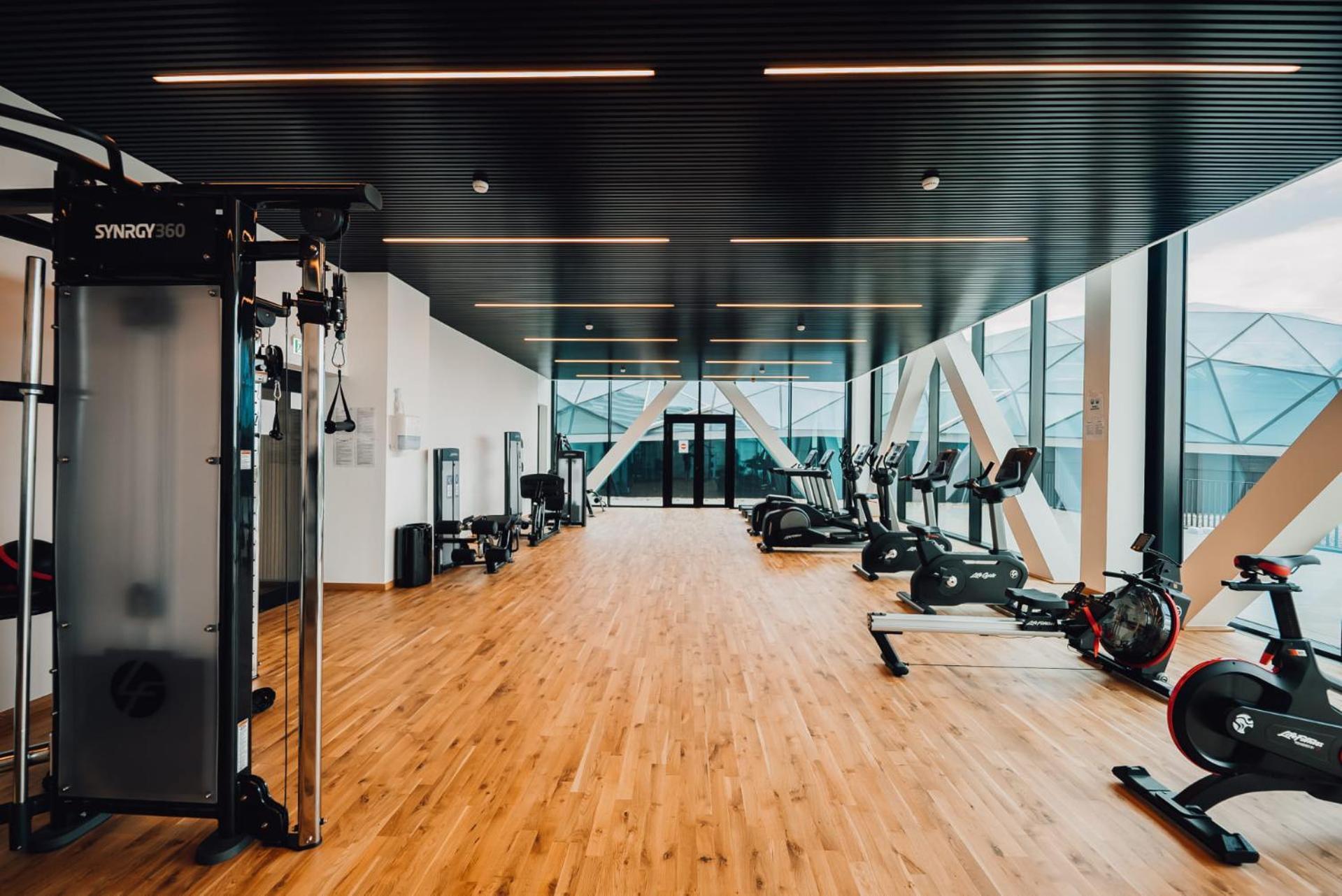 Sky21 Lux With Pool, Gym, & Views Luxemburgo